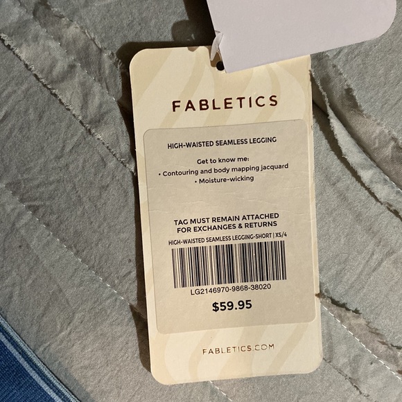 Fabletics Madelaine Petsch Collection - Picture 4 of 4